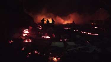 Una empleada dijo haber visto "un fogonazo" a las 2.30 de este miércoles. Foto: gentileza