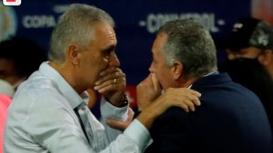 Video: la frase de Alfaro que emocionó a Tité y generó polémica en Argentina