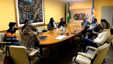 Miembros de la comisión actual, durante una de las gestiones realizadas la semana pasada.