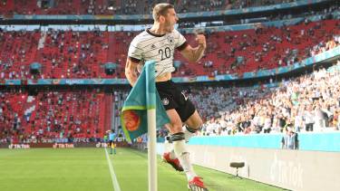 Gosens fue la figura de Alemania contra Portugal.