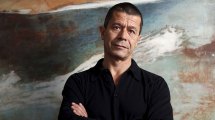 Imagen de De qué está hecha la literatura de Emmanuel Carrère