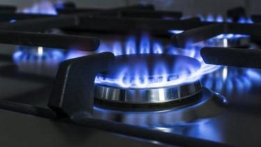 El acuerdo con el FMI prevé aumento de tarifas de energía. Foto: Archivo.