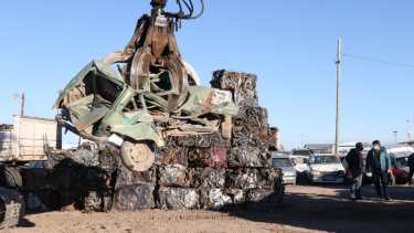 Los vecinos pueden denunciar autos abandonados en Neuquén a través de la línea 147 o al 103. Foto: Gentileza