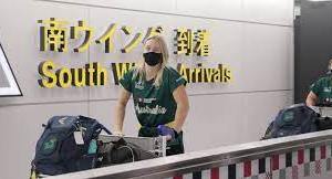 El equipo femenino de softbol de Australia fue el primero en llegar a Tokio