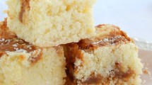 Imagen de Brownies de coco y dulce de leche