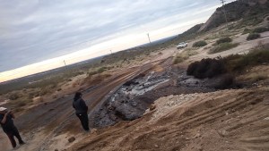 Un derrame de petróleo afectó una amplia superficie en Río Negro