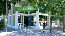 Imagen de Cajeros y auditores médicos de Ipross cobrarán adicionales