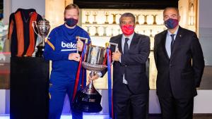 Barcelona ratificó a Koeman como DT