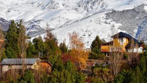 La nieve tiñó de blanco los cerros y de optimismo a la cordillera