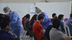 Neuquén aplicó más dosis de vacunas que las recibidas: superó las 10.000