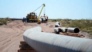 Abrió la licitación para la compra de los caños del gasoducto a Vaca Muerta