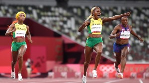 Thompson consiguió la medalla de oro con nuevo récord mundial