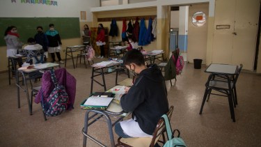 Desde el Consejo de Educación de la zona Andina, aseguran que se aprovechó el receso invernal de tres semanas para adecuar los edificios escolares y dejarlos listos para la vuelta de los alumnos, programada para el próximo lunes. Foto: archivo