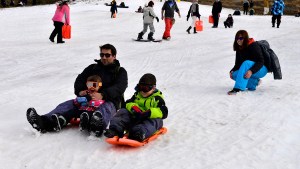 Esperan nieve para armar las pistas de esquí en Bariloche