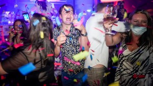 «Freedom day»: Inglaterra levantó todas las restricciones de la pandemia