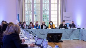 Cómo será el orden de vacunación en los adolescentes con factores de riesgo
