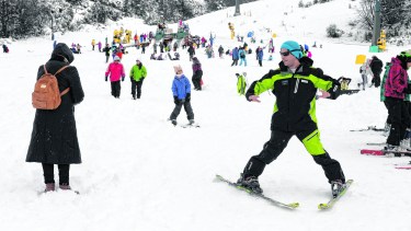 Bariloche es el destino más buscado en el Hot Sale 2022, el cerro Catedral está abierto para peatones de lunes a viernes. La oferta hotelera y gastronómica se mantiene intacta.

