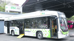 El tren del hidrógeno con parada en la estación del gas natural