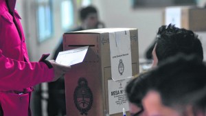 Aprobaron las boletas de Neuquén para las PASO, pero a la de Unión Popular aún le falta un trámite