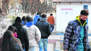 ¿Dónde se vacunan los universitarios? Una pregunta sin una única respuesta