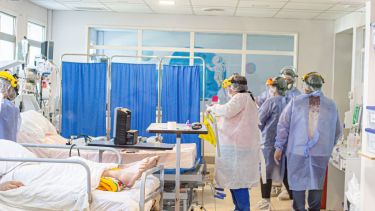 Desde el inicio de la pandemia la provincia suma 2.142 muertos. (Foto: Juan Thomes)