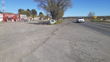 El intendente de Regina pidió la reparación de la Ruta 22 entre Chichinales y Chelforó.