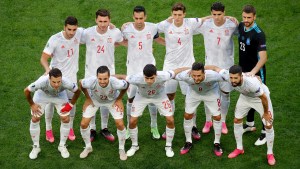 España sufrió hasta los penales, pero eliminó a Suiza y está en semis de la Euro