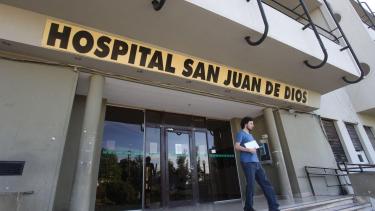 San Juan de Dios. Así se llama el hospital de La Plata que celebró la baja en las internaciones por Covid-19. 