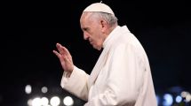 Imagen de El papa fue intervenido con éxito de una «estenosis diverticular» de colon