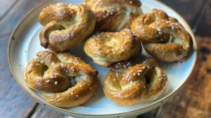 No te quedes sin probar estos ricos pretzels