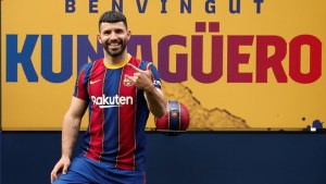 El Kun Agüero quedó afuera de la convocatoria del Barcelona