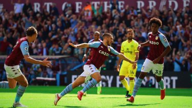 Buendia metió su primer gol en Aston Villa.