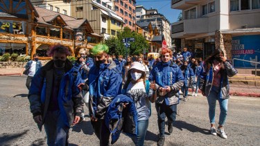 La Municipalidad informó que en condiciones normales arriban casi 10.000 estudiantes por semana a la ciudad. (Foto de archivo)