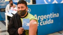 Imagen de El Gobierno confirmó que no sancionará a trabajadores que no se vacunen contra la Covid-19