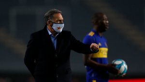 Russo: «Me vibra el corazón y no el celular»