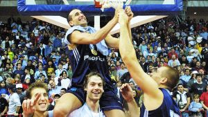 Ginóbili y Nocioni recordaron el Preolímpico de Neuquén a 20 años de la final