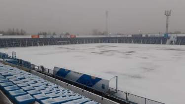El Coloso del Ruca Quimey amaneció cubierto de nieve.