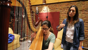 María Suárez y Mara Diniello presentan “Animales de poder”