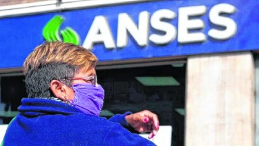 Cambios en el calendario de pagos de Anses por los feriados: AUH, jubilaciones y nuevo bono