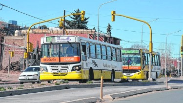 El beneficio se aplicará para los servicios de las líneas que tengan como destino la capital desde varios puntos de la provincia. 