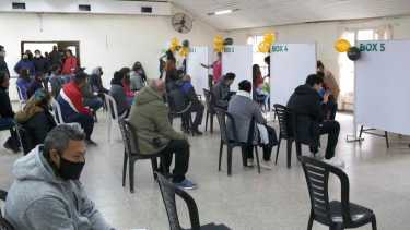 Río Negro tiene buena cobertura en mayores de 60 años, con el 81,1% de población con dos dosis. (Foto: Juan Thomes)