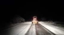 Imagen de Hay hielo y nieve en la Ruta 40 al sur de Bariloche