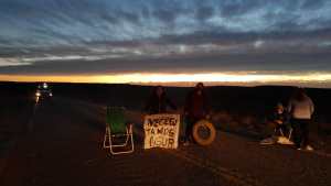 Levantaron el corte en Ruta 17 en Sauzal Bonito