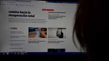 Desde la empresa Telecom informaron que el servicio comenzó a normalizarse cerca de las 10:45. (foto: Alejandro Carnevale)