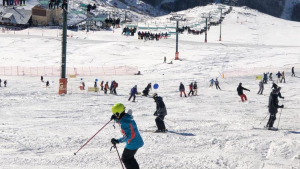 Volvió a nevar y generó un poco de alivio en el cerro Catedral