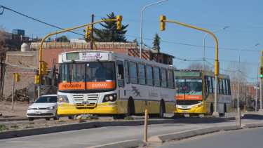 Parra afirmó que el pasaje irá de  43,17 a 61,20. (foto Archivo)