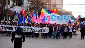 Movimientos sociales realizan la tradicional marcha por San Cayetano