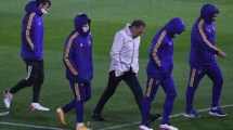 Imagen de Russo pasó por Ezeiza para despedirse del plantel de Boca