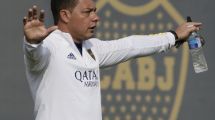 Imagen de Battaglia prepara el equipo de Boca para su estreno oficial
