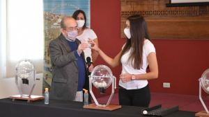 Una vecina de Monte Hermoso ganó un cero kilómetro por haberse vacunado contra el coronavirus